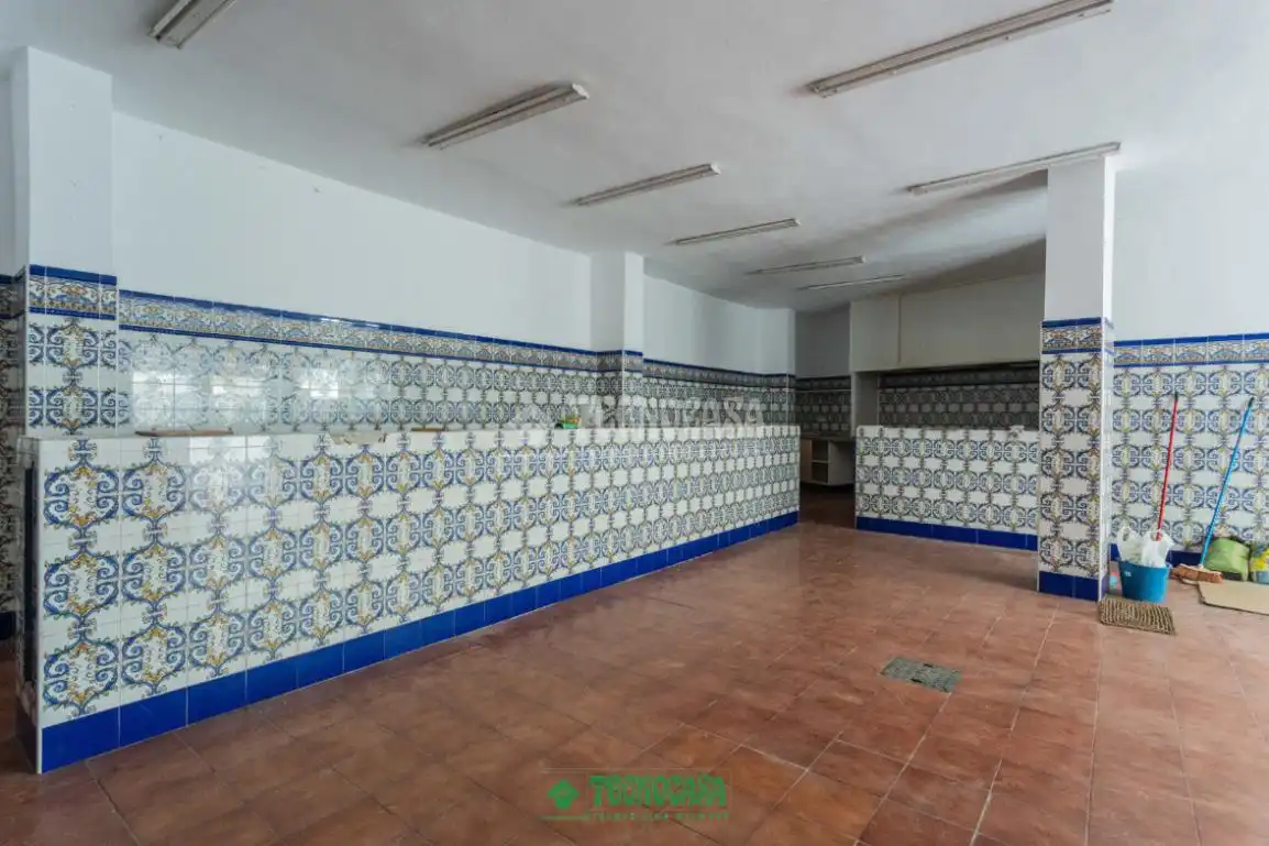 Commercial properties for sale in Almería