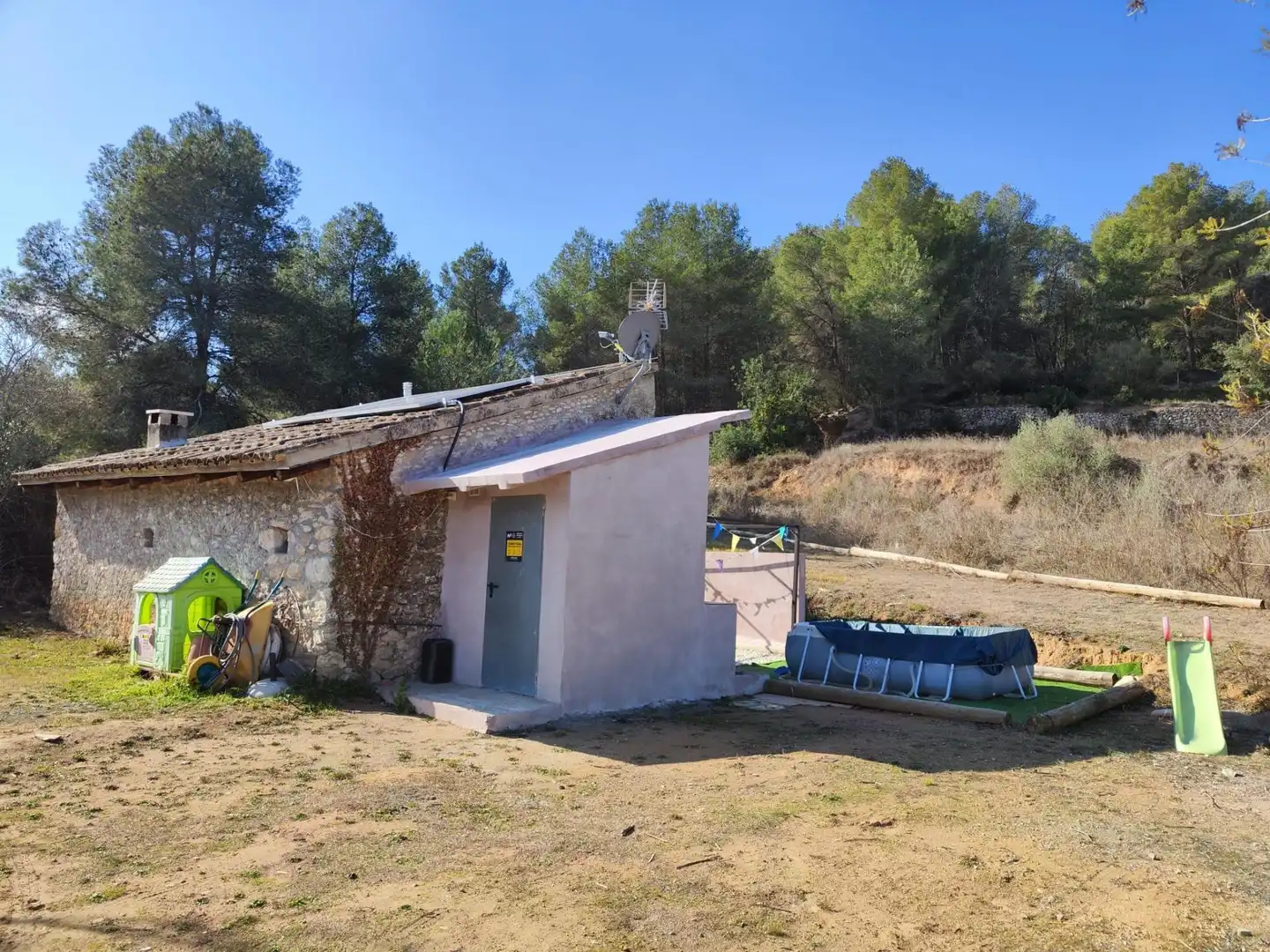 Vista exterior de Finca rústica en venta en Castellet i la Gornal con Jardín privado