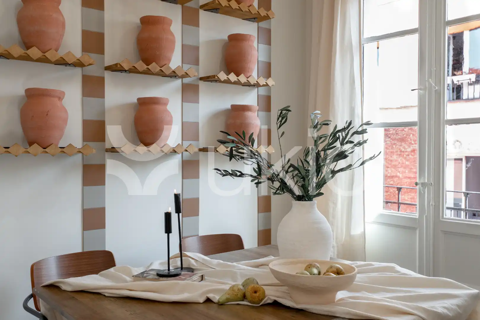 Comedor de Apartamento de alquiler en Madrid con Aire acondicionado, Calefacción y Amueblado