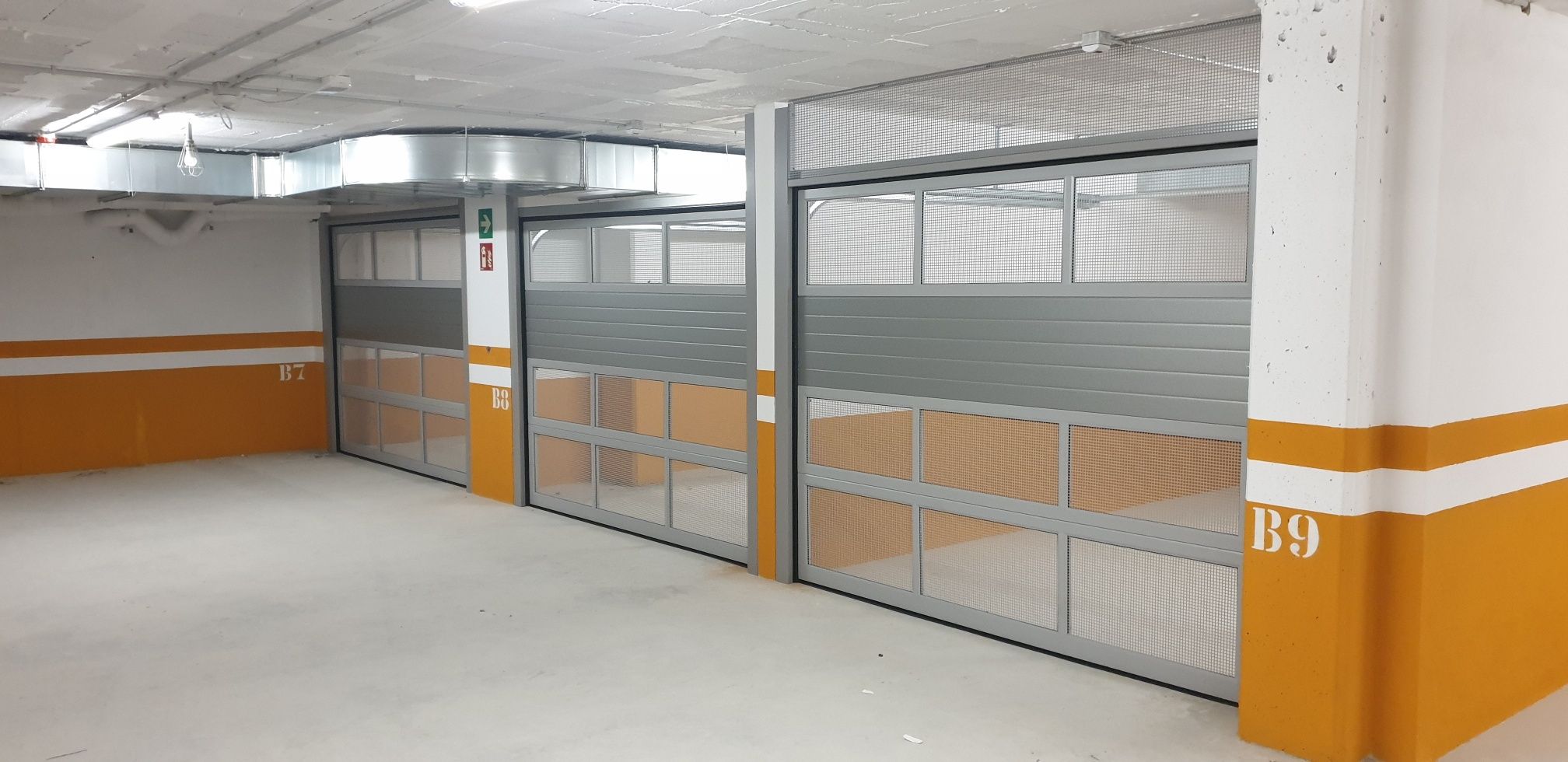 Garage to rent in Carrer Sant Segimon, 2, Caputxins - Ambulatori  , Vic