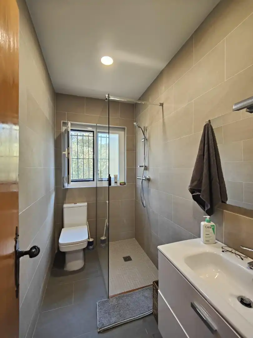 Bathroom of Houses for sale in Sant Pere de Ribes  with Air Conditioner, Heating and Storage room