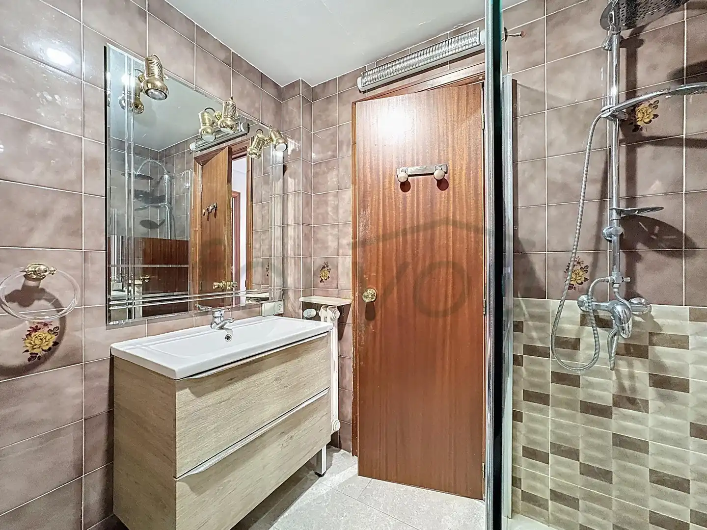 Piso con terraza en venta en Avenida PEREZ GALDOS, imagen 35