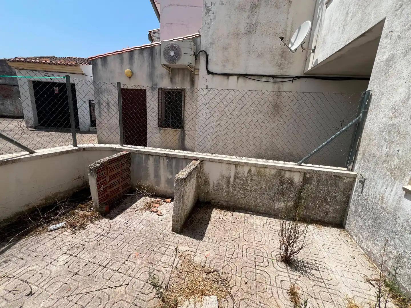 Vista exterior de Pis en venda en Salvatierra de Santiago, Cáceres