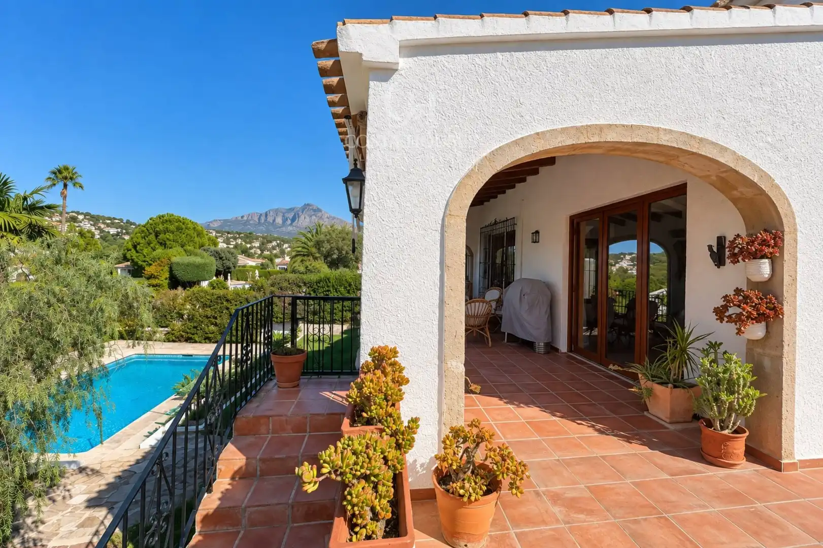Vista exterior de Casa o chalet en venta en Partides comunes - Adsubia