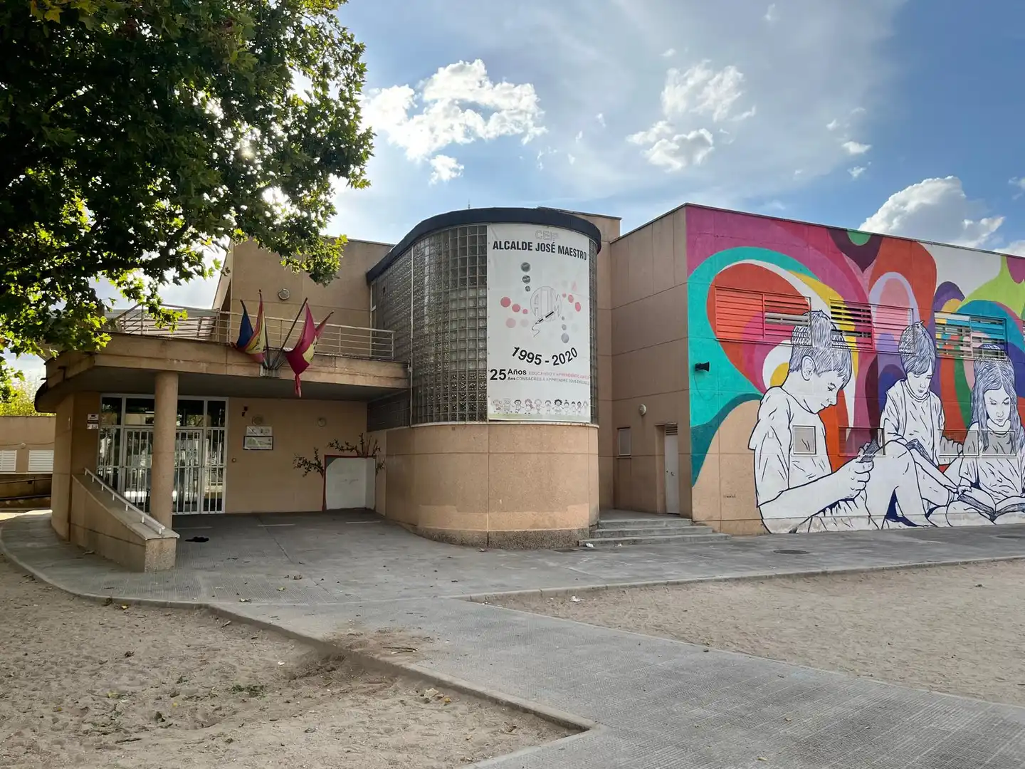 Vista exterior de Casa adosada en venta en Ciudad Real con Aire acondicionado, Calefacción y Terraza