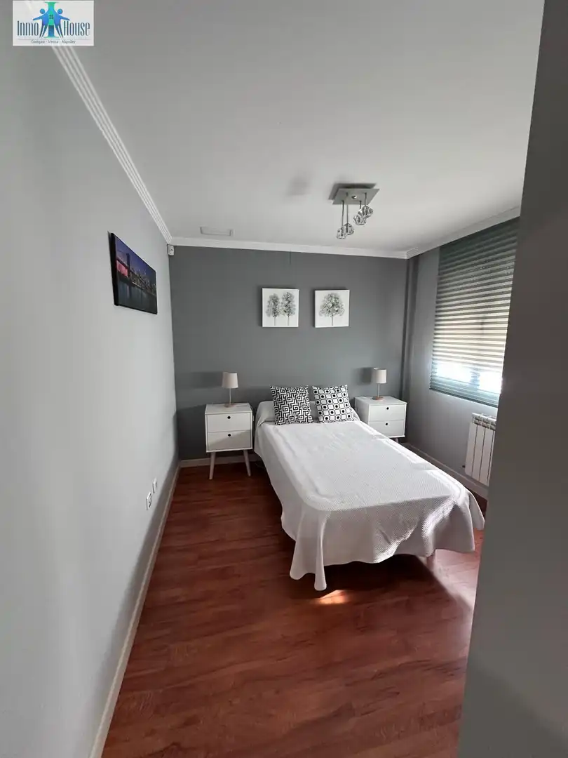Habitación de Casa adosada de alquiler en Albacete con Aire acondicionado, Calefacción y Parquet