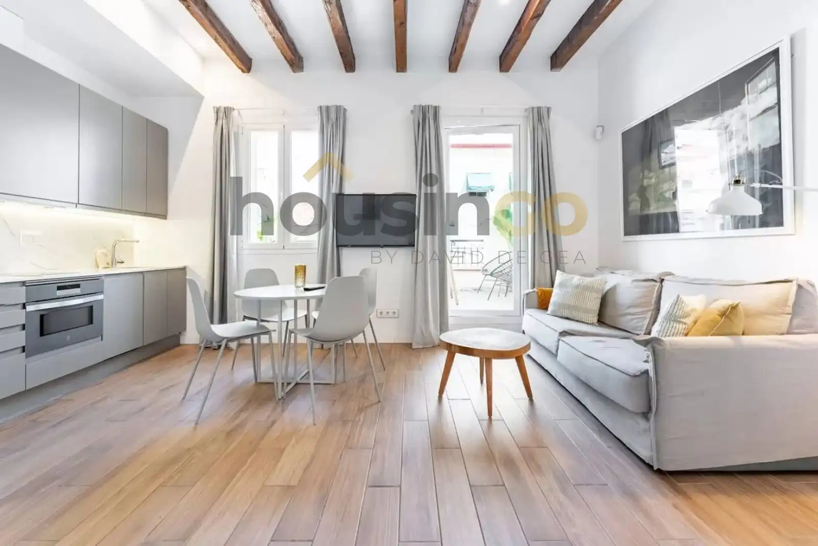 Living room of Attic for rent in Madrid  with Air Conditioner, Heating and Terrace