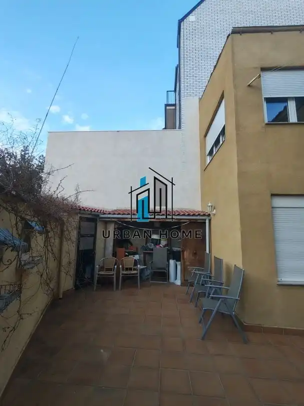 Terrasse von Gebäude zum Verkauf in León Capital 
