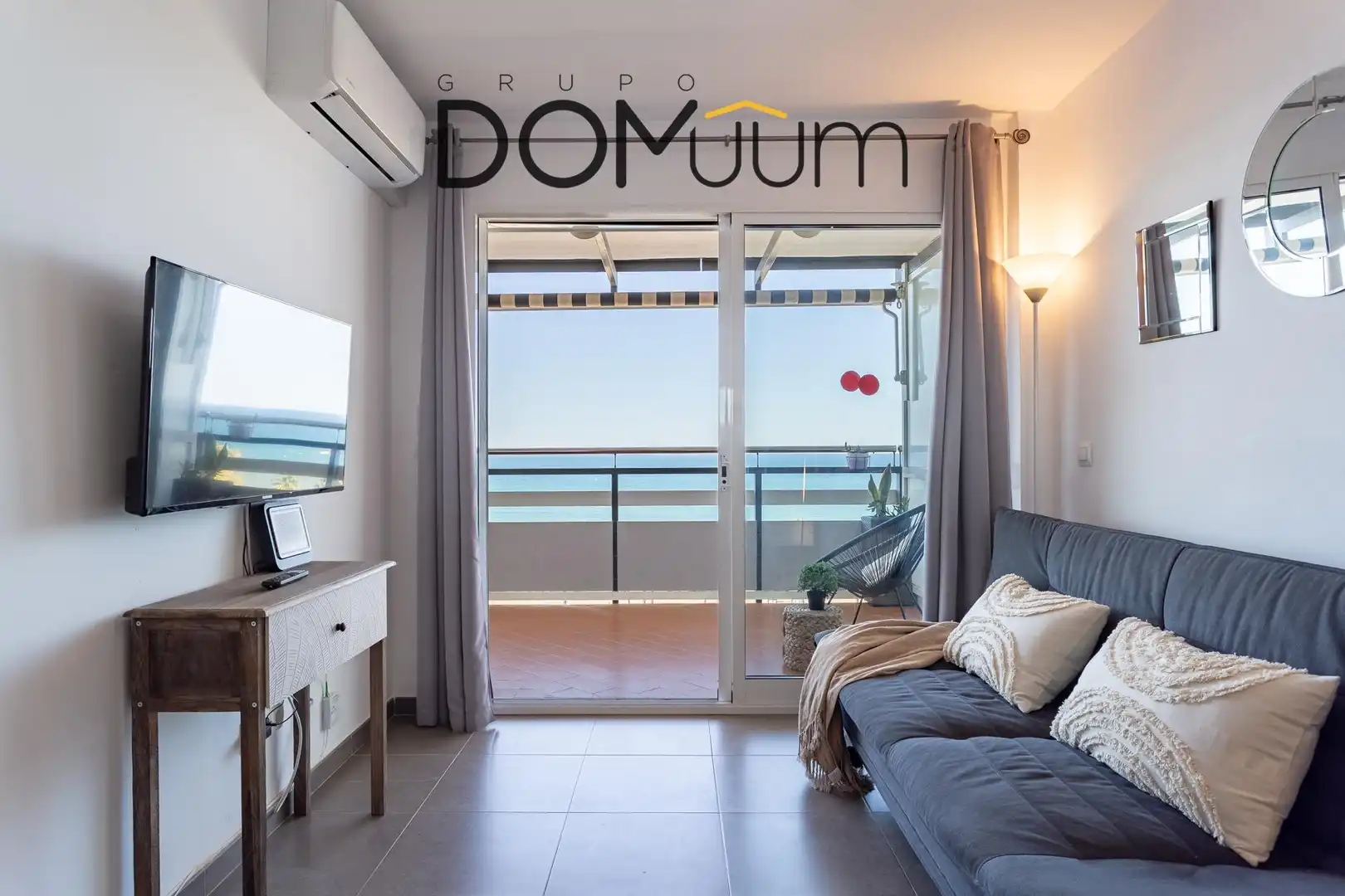 Sala d'estar de Pis en venda en Salou amb Aire condicionat i Terrassa