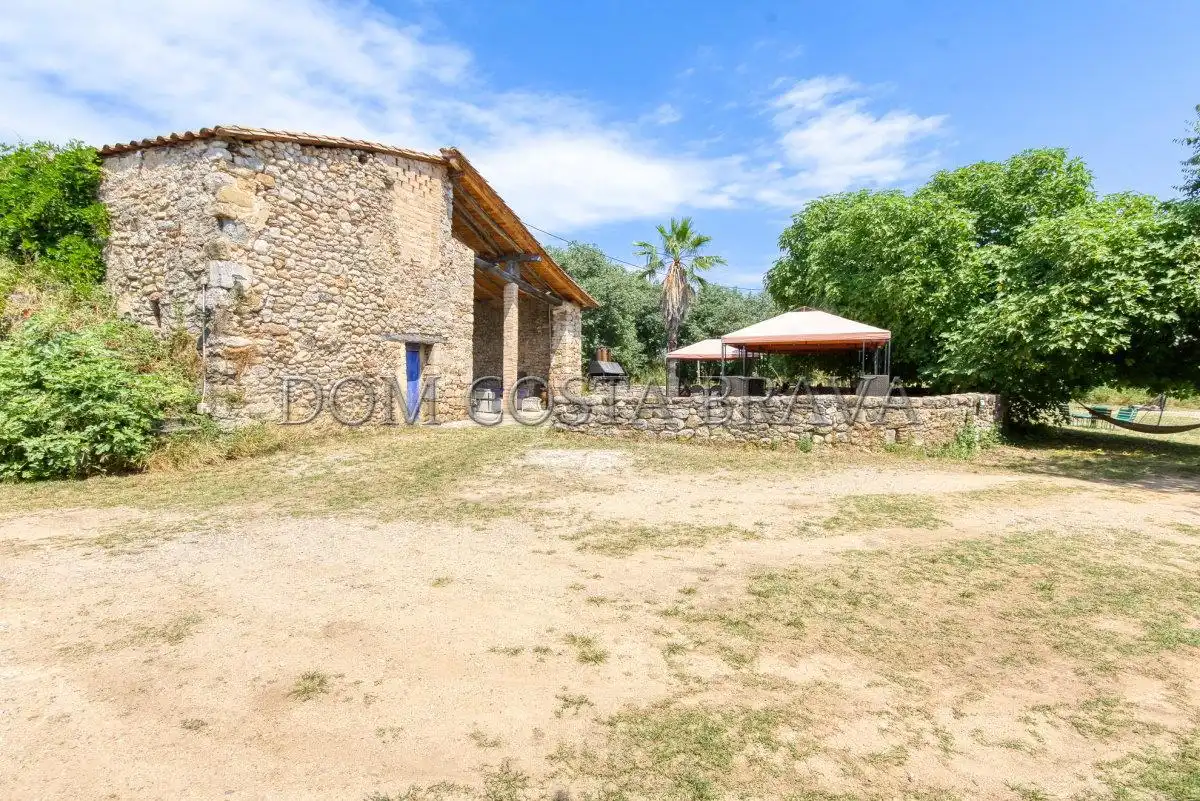 Finca rústica en venta en Carrer de Sales, Tortellà
