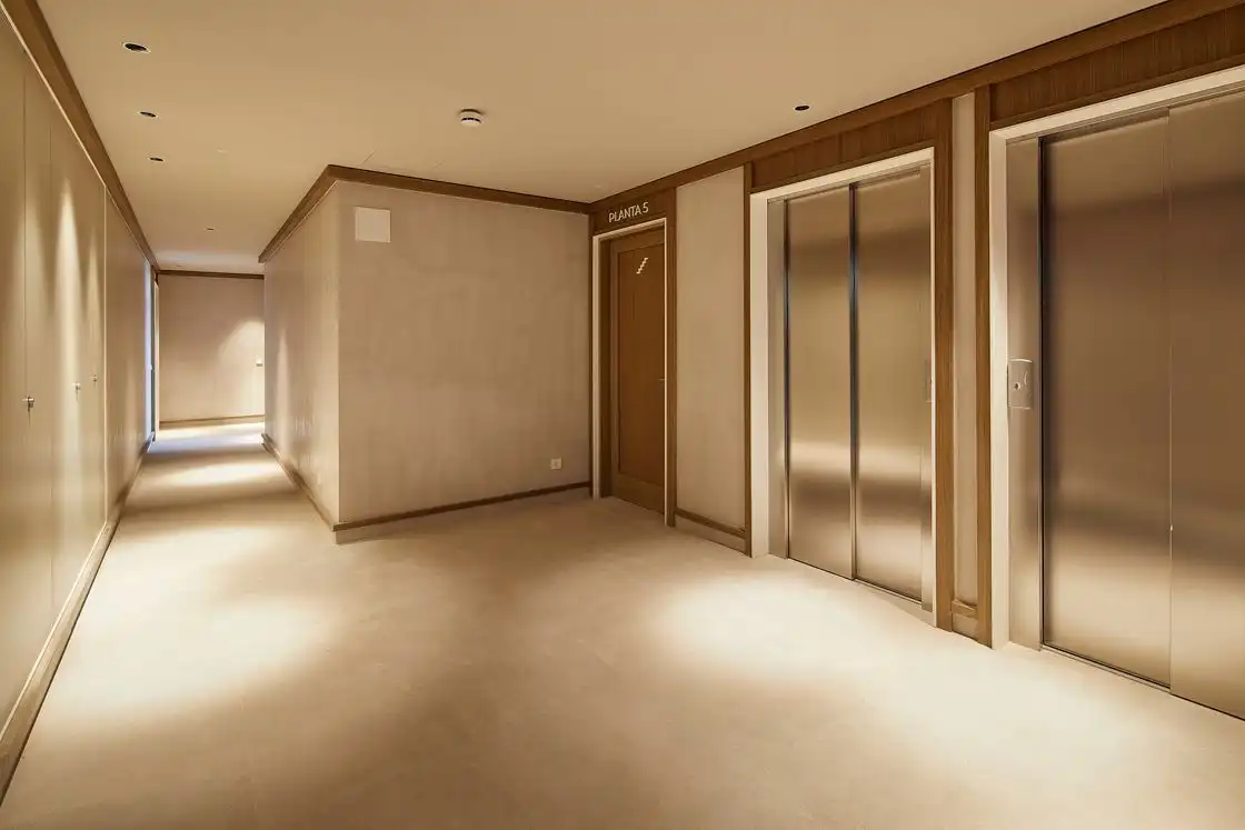 Wohnung zur Miete in Sant Joan Despí mit Klimaanlage, Heizung und Privatgarten