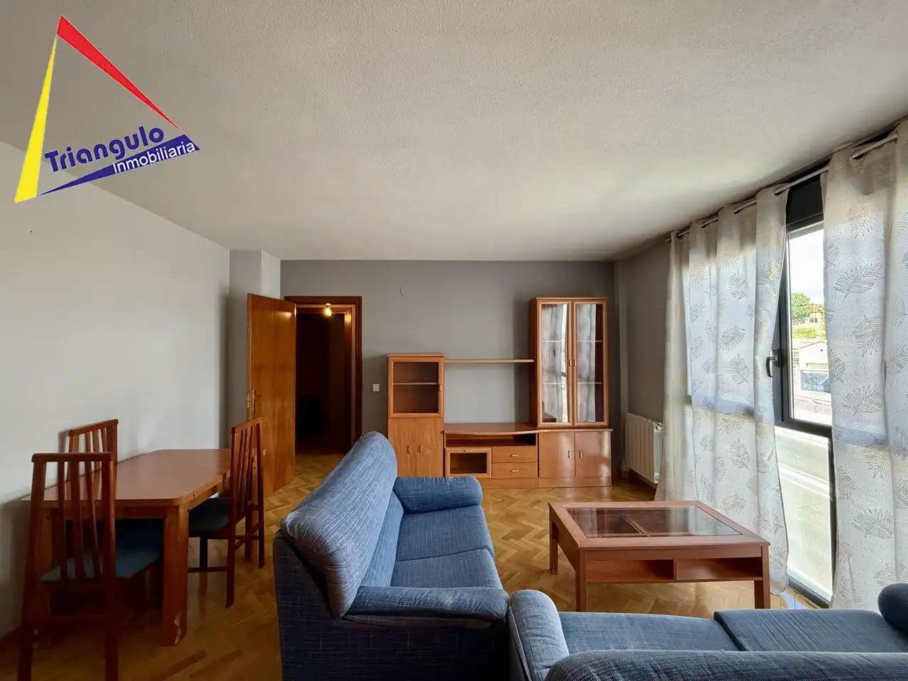 Wohnzimmer von Wohnung zur Miete in La Lastrilla  mit Heizung und Möbliert