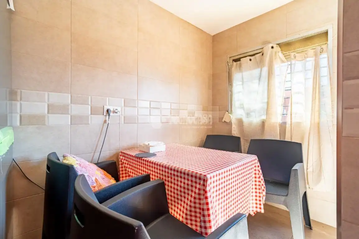 Bedroom of Flat for sale in Granada  with Air Conditioner, Heating and Terrace