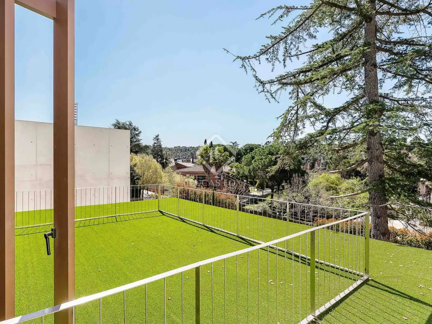 Terrassa de Casa o xalet en venda en Sant Cugat del Vallès amb Aire condicionat, Calefacció i Jardí privat