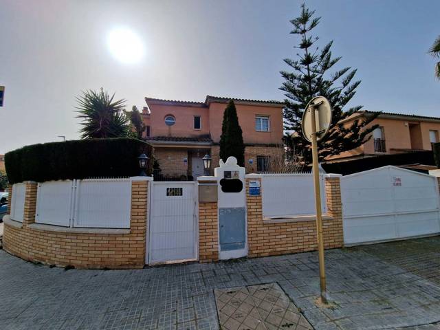Casa-chalet en Venta en Els Ametllers