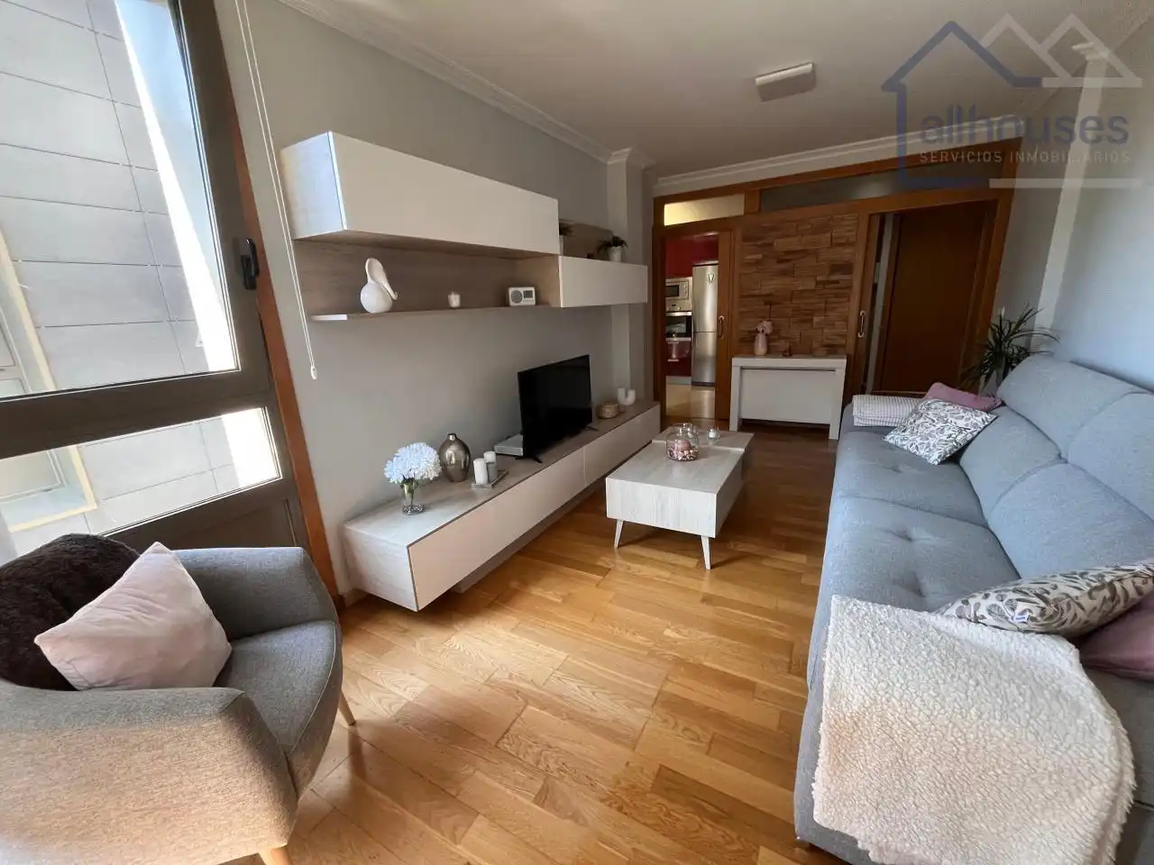 Sala de estar de Apartamento en venta en Vigo  con Calefacción, Piscina y Amueblado