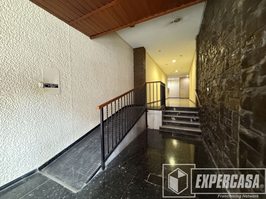 Flat for sale in  Valencia Capital  with Air Conditioner, Parquet flooring and Terrace