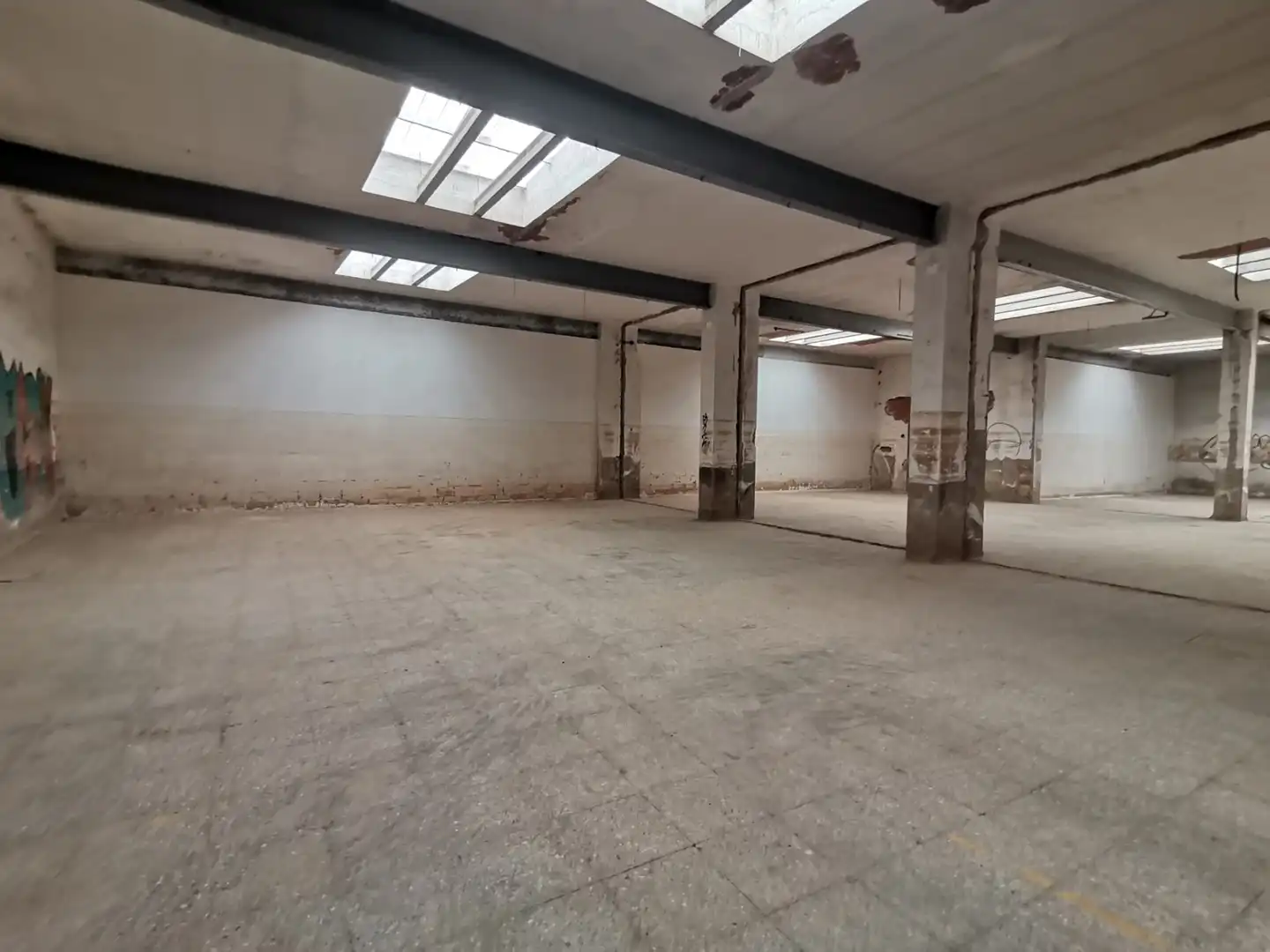Nave industrial en venta en Benetússer