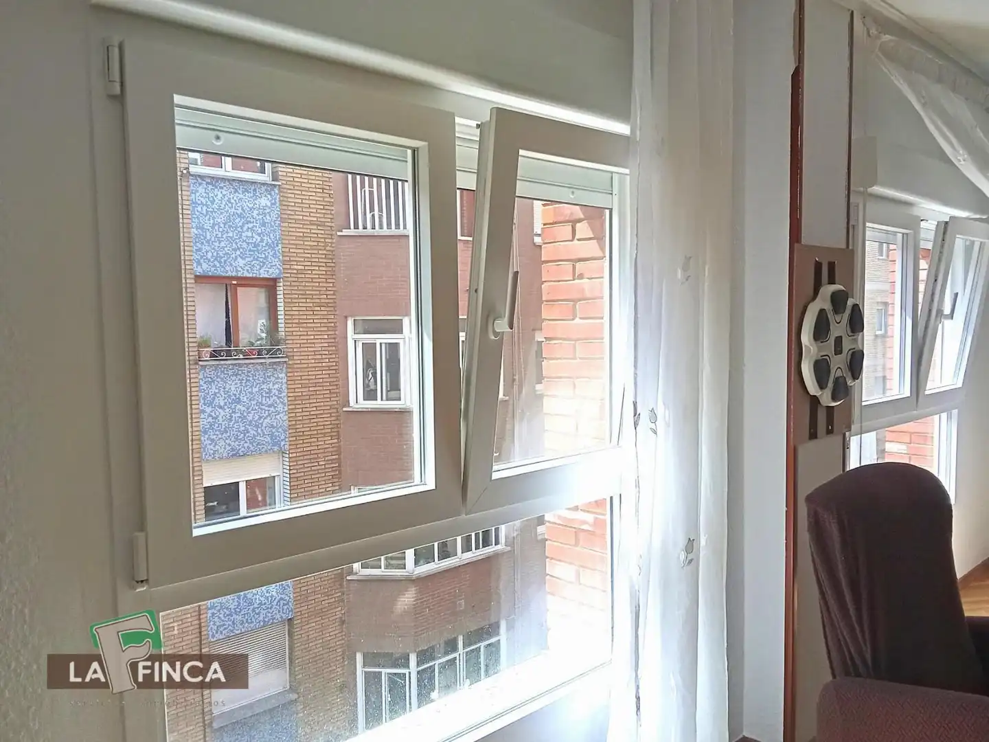 Flat for sale in BALBIN, Ceares