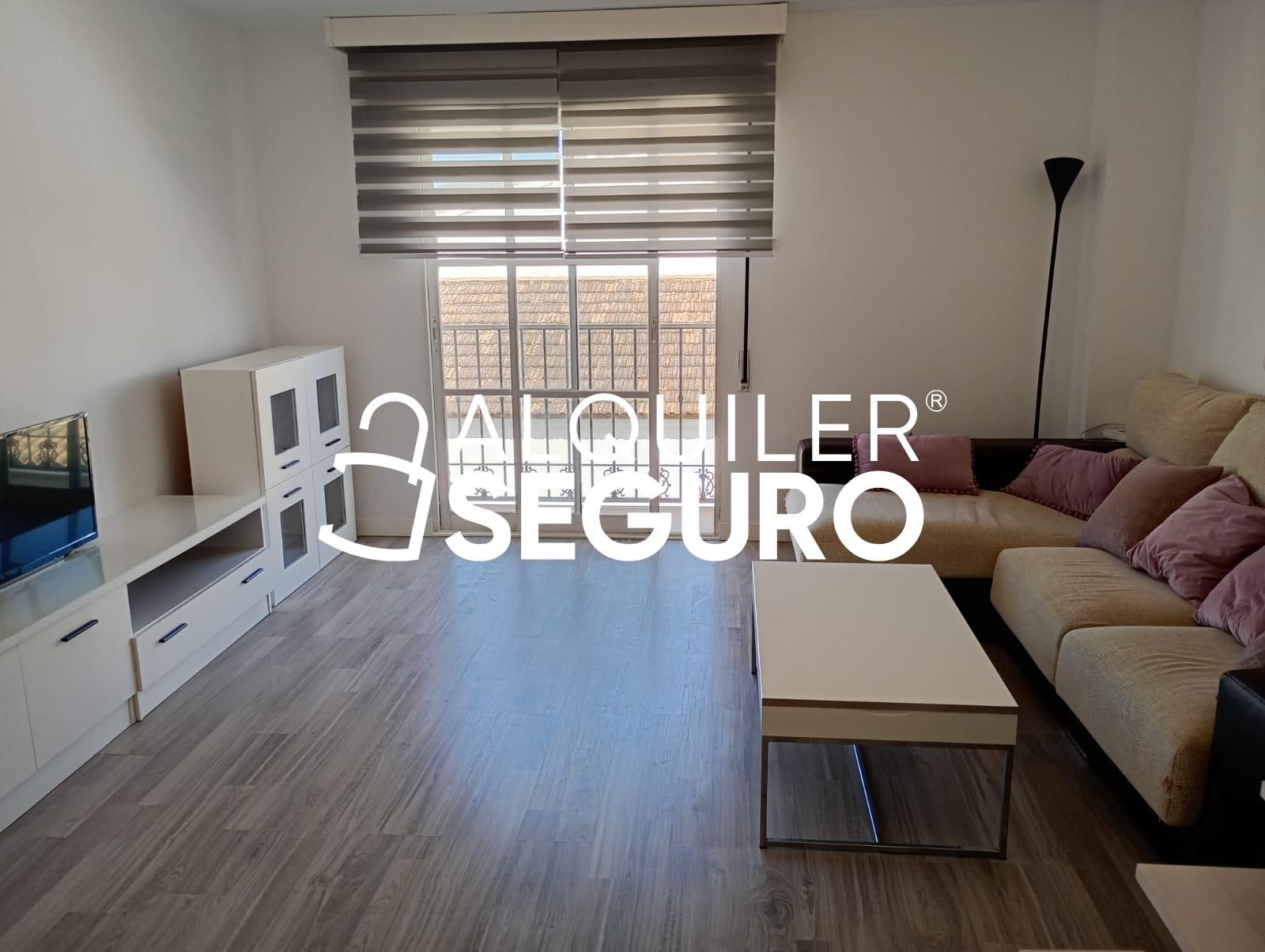 Living room of Flat to rent in Alhaurín de la Torre  with Terrace and Furnished