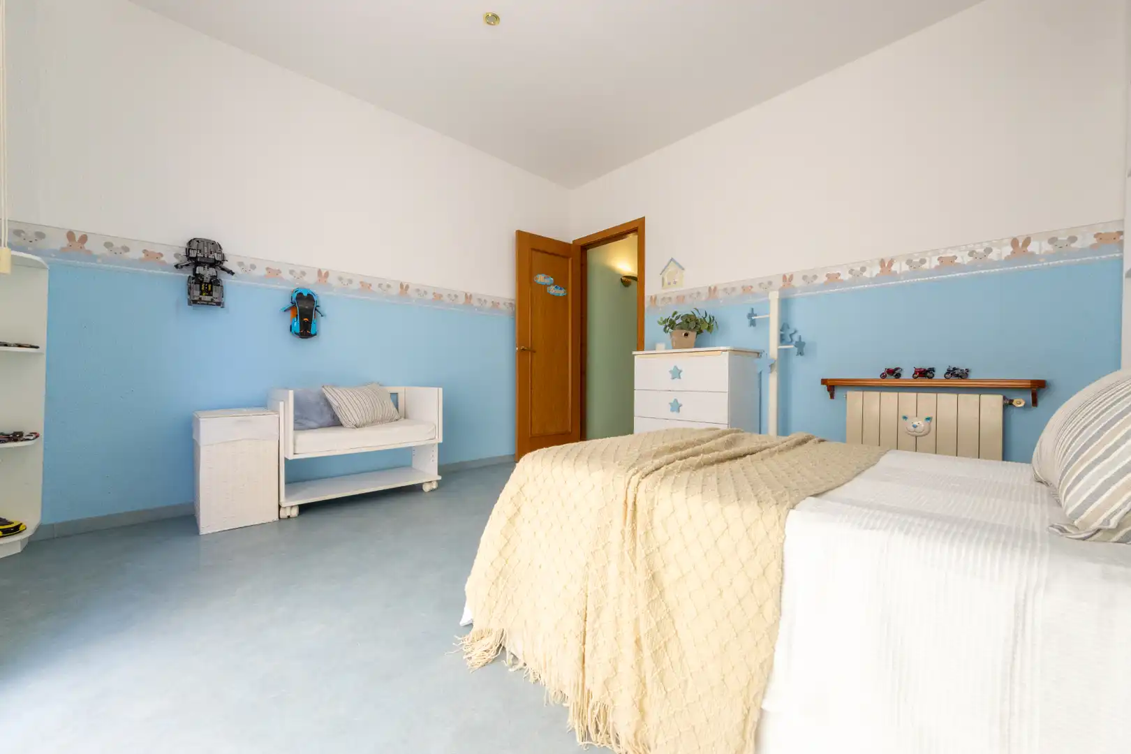 Habitación de Casa adosada en venta en Vila-seca con Calefacción, Trastero y Amueblado