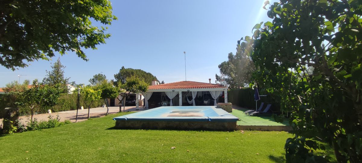 Piscina de Pis en venda en  Albacete Capital amb Aire condicionat, Calefacció i Parquet