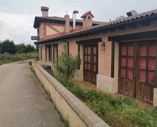 Exterior view of Building for sale in Castrejón de la Peña