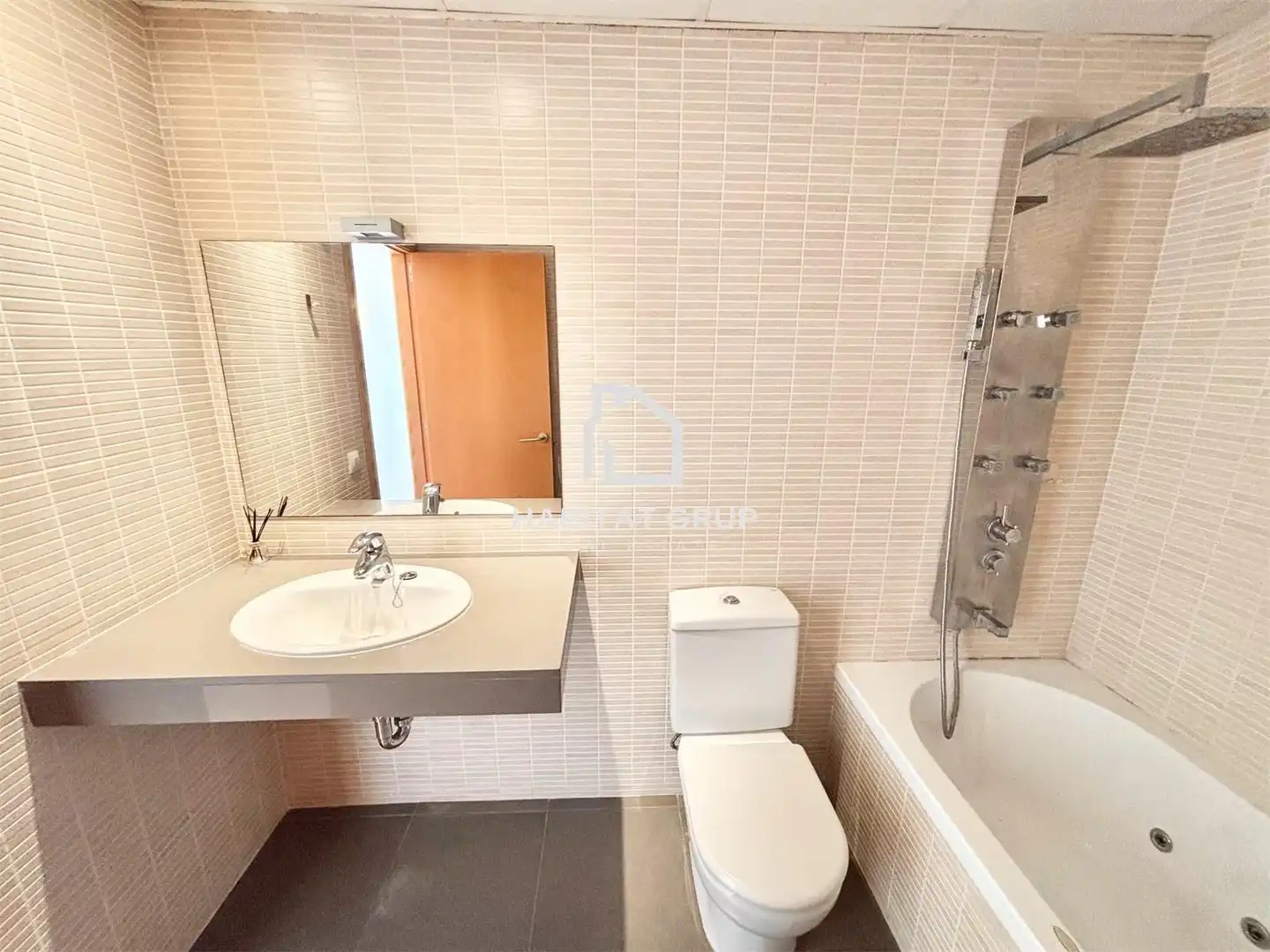 Bathroom of Flat for sale in Maó - Mahón  with Air Conditioner