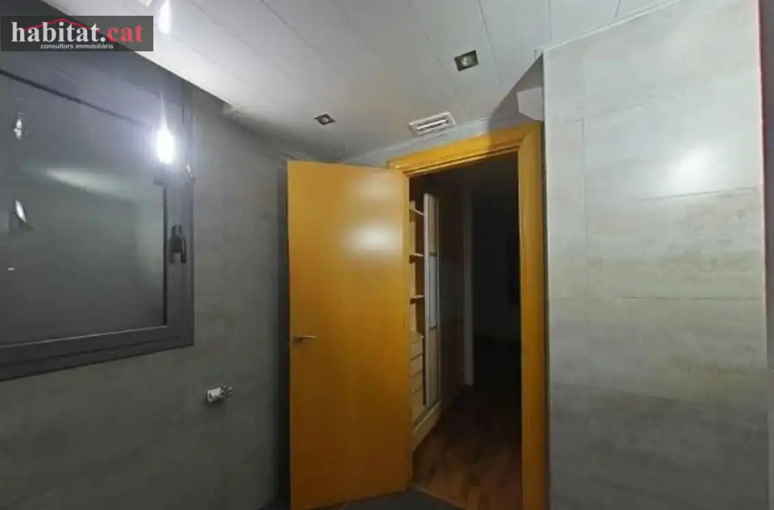 Casa o chalet en venta en Vilanova i la Geltrú con Piscina y Balcón