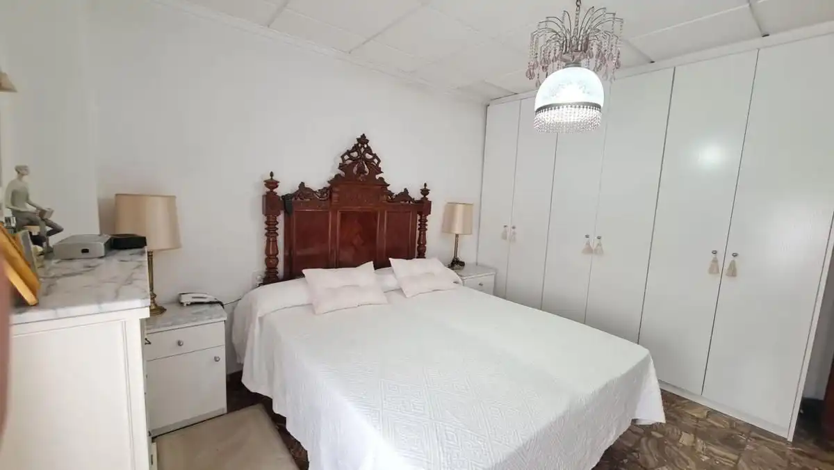 Chalet en venta en Plaza Castelar - Mercado Central, imagen 12