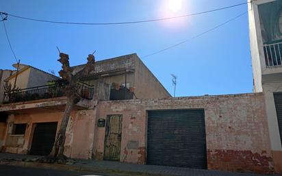 Vista exterior de Residencial en venda en Vilanova i la Geltrú