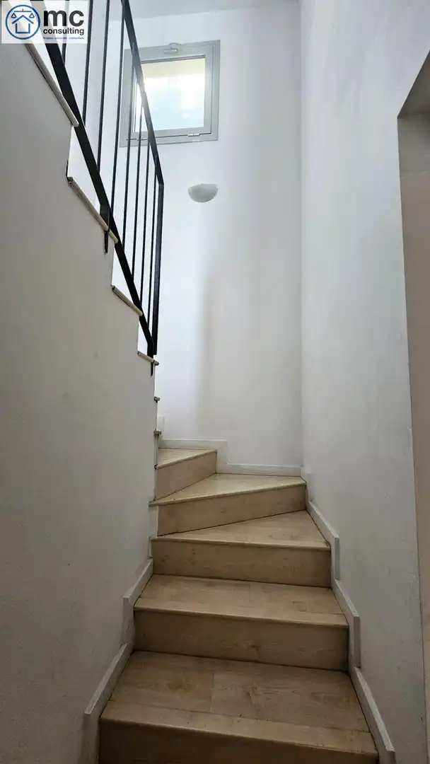 Duplexes for sale in Montserrat - El Passeig