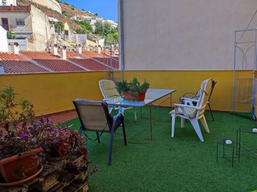 Flat to rent in Calle Fuente de la Manía