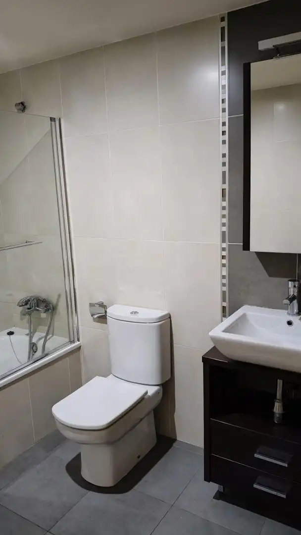 Baño de Ático en venta en Rosselló con Aire acondicionado, Calefacción y Parquet