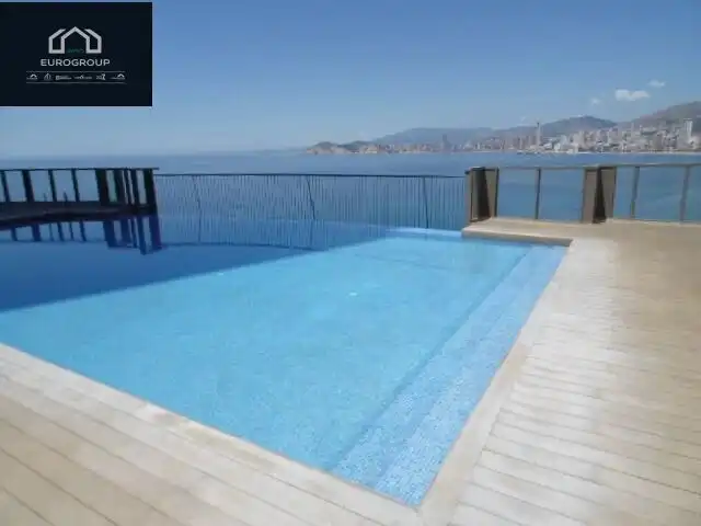 Schwimmbecken von Wohnungen zur Miete in Benidorm mit Heizung, Terrasse und Möbliert