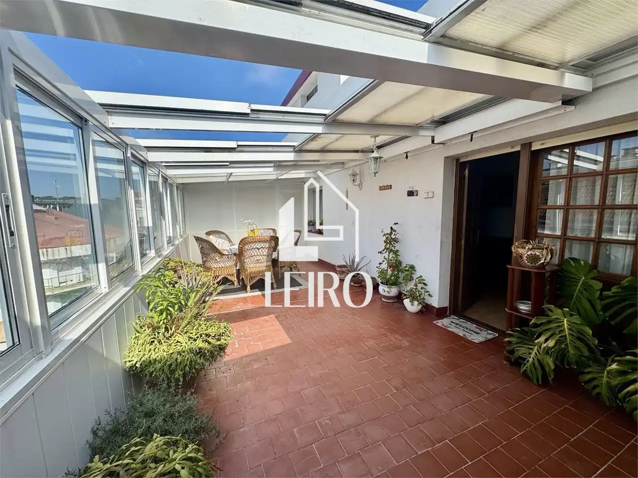 Terrasse von Dachboden zum Verkauf in Vilagarcía de Arousa mit Heizung, Parkett und Terrasse