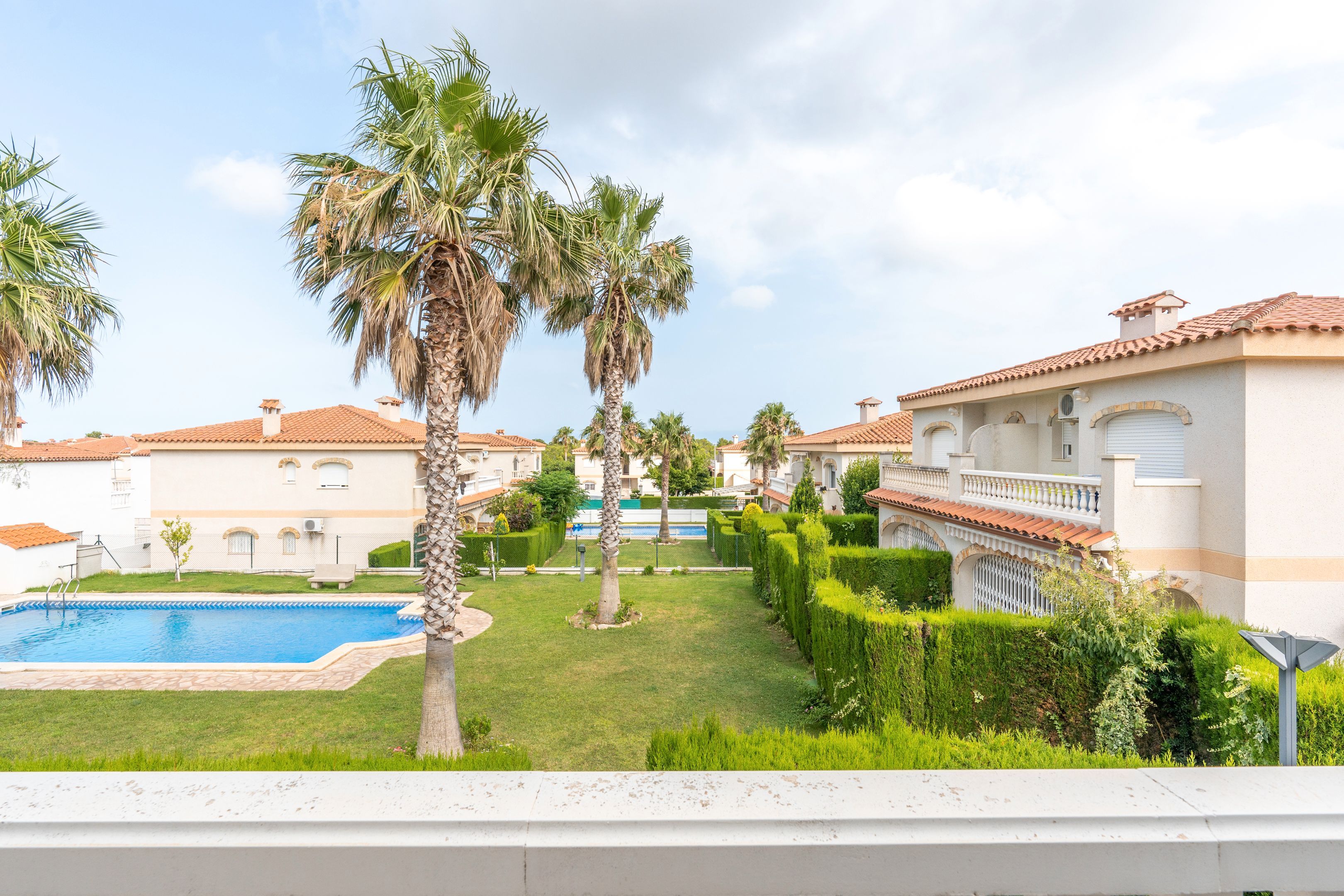 Jardí de Casa adosada en venda en Mont-roig del Camp amb Aire condicionat, Jardí privat i Terrassa