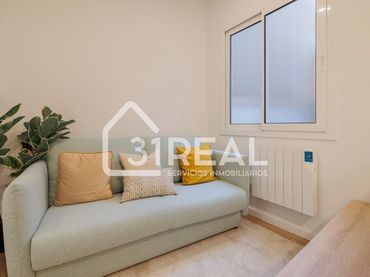 Bajo en venta en Calle Lérida