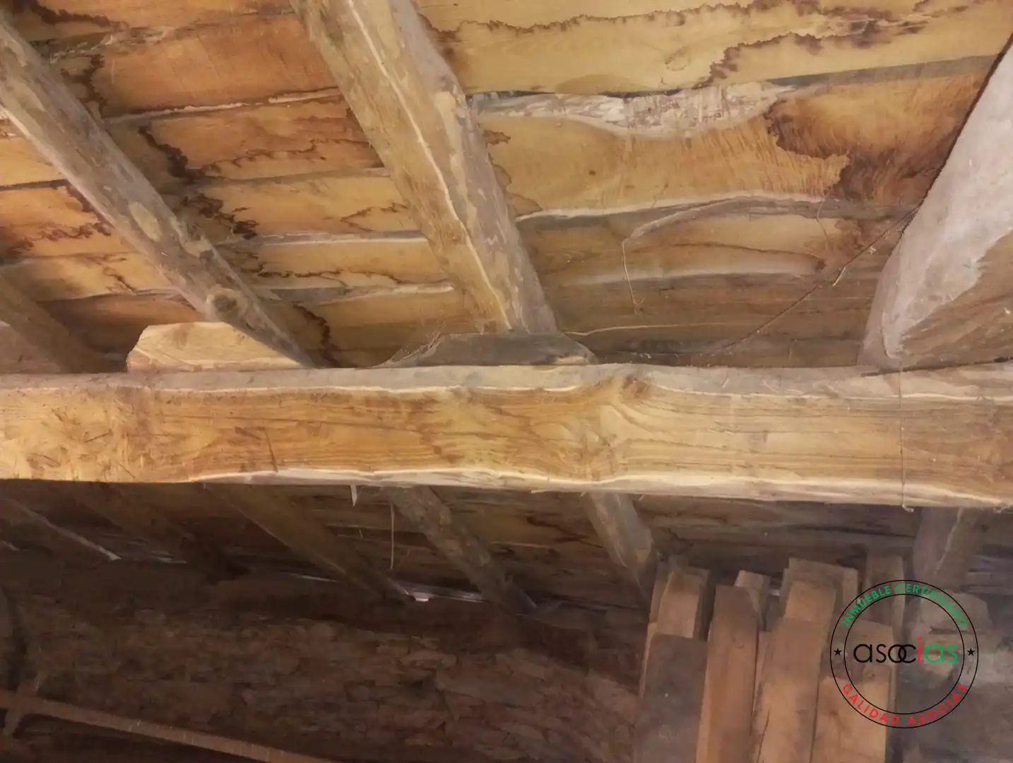 Casa o chalet en venta en Allande con Calefacción y Trastero