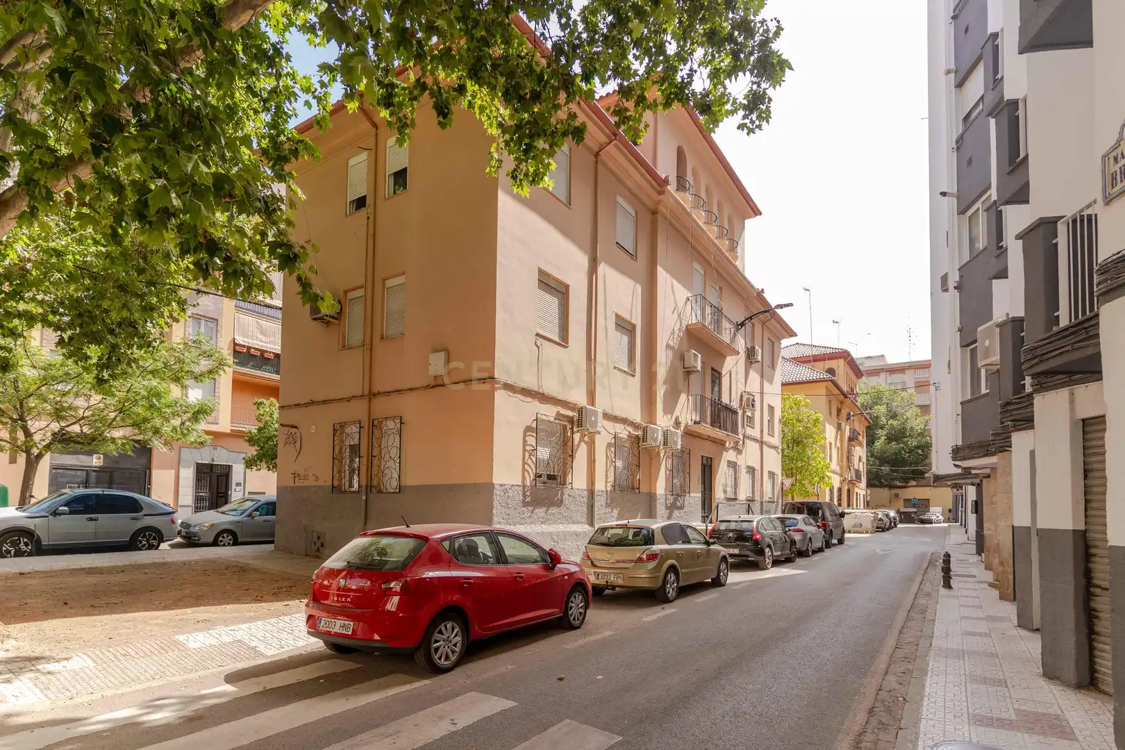 Vista exterior de Pis en venda en Granada