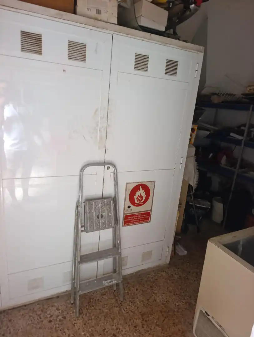 Local en venta en Elda con Amueblado