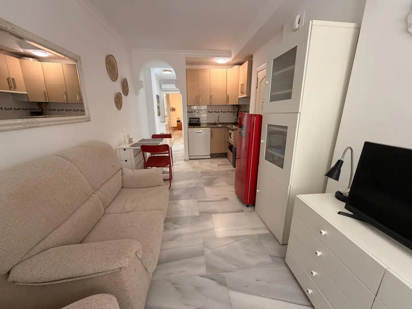 Sala d'estar de Planta baixa en venda en Fuengirola amb Aire condicionat i Terrassa