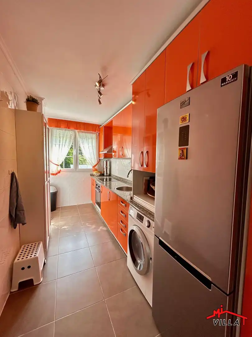 Cuina de Pis en venda en Limpias amb Calefacció, Terrassa i Piscina comunitària