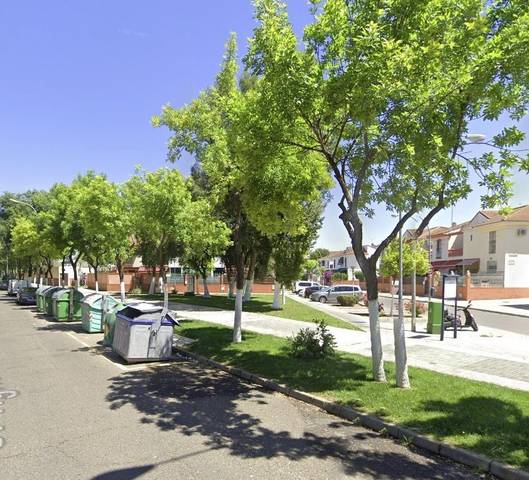 Casa-chalet en Venta en Calle FIRMAMENTO en Parque Alcosa