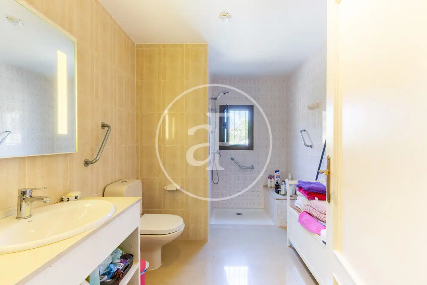 Bathroom of Houses for sale in Dénia  with Air Conditioner, Heating and Private garden