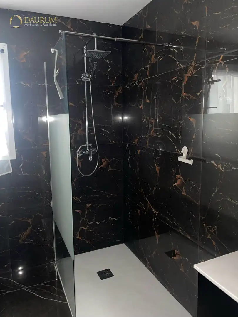 Baño de Piso en venta en Xirivella con Aire acondicionado