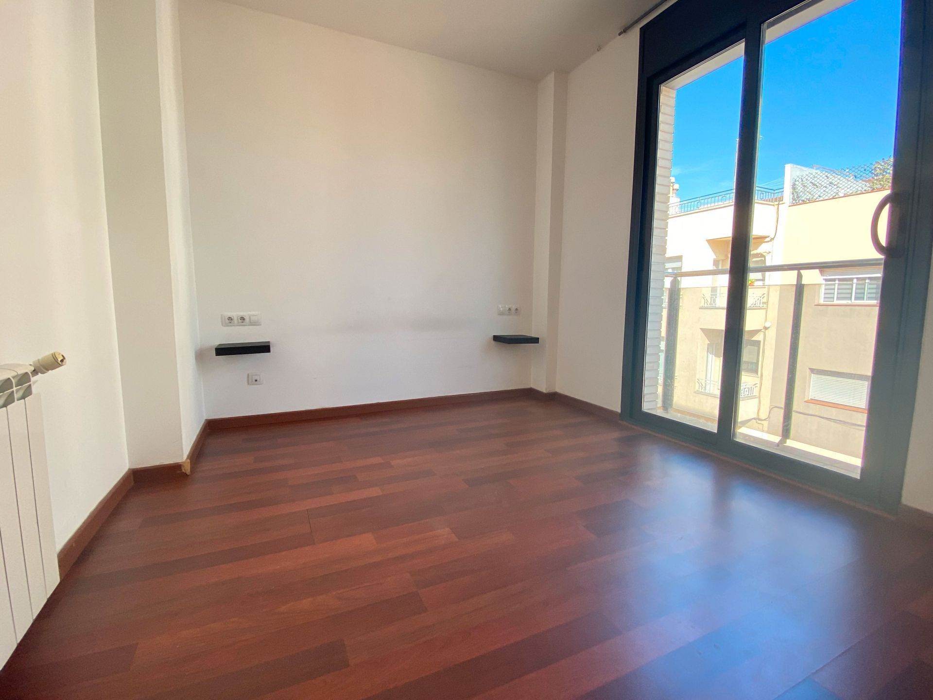 Flat to rent in Egara