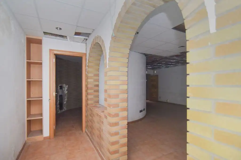 Haus oder Chalet zum Verkauf in Canyelles mit Klimaanlage, Heizung und Privatgarten