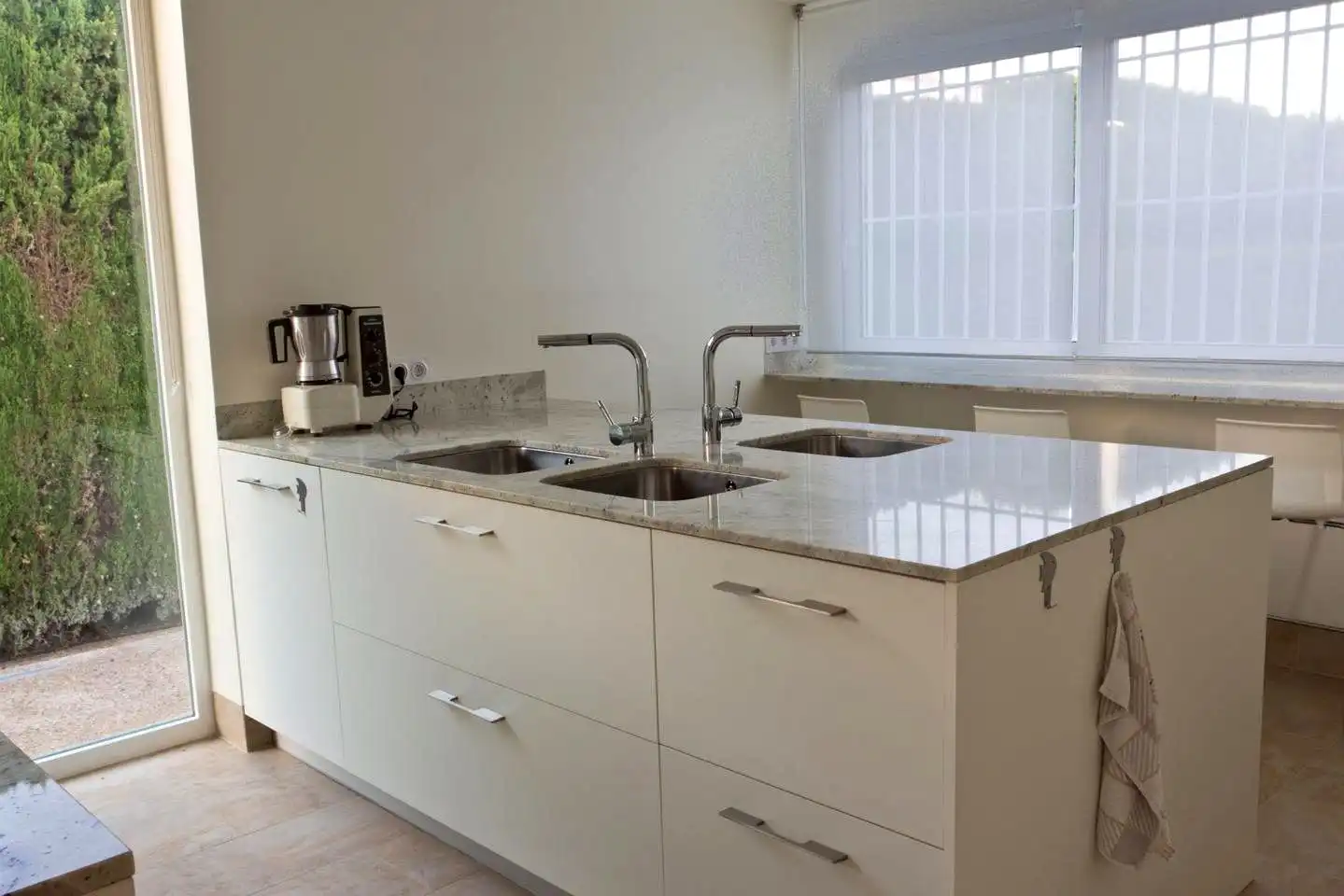 Cocina de Casa o chalet en venta en Benicasim / Benicàssim con Aire acondicionado, Jardín privado y Terraza