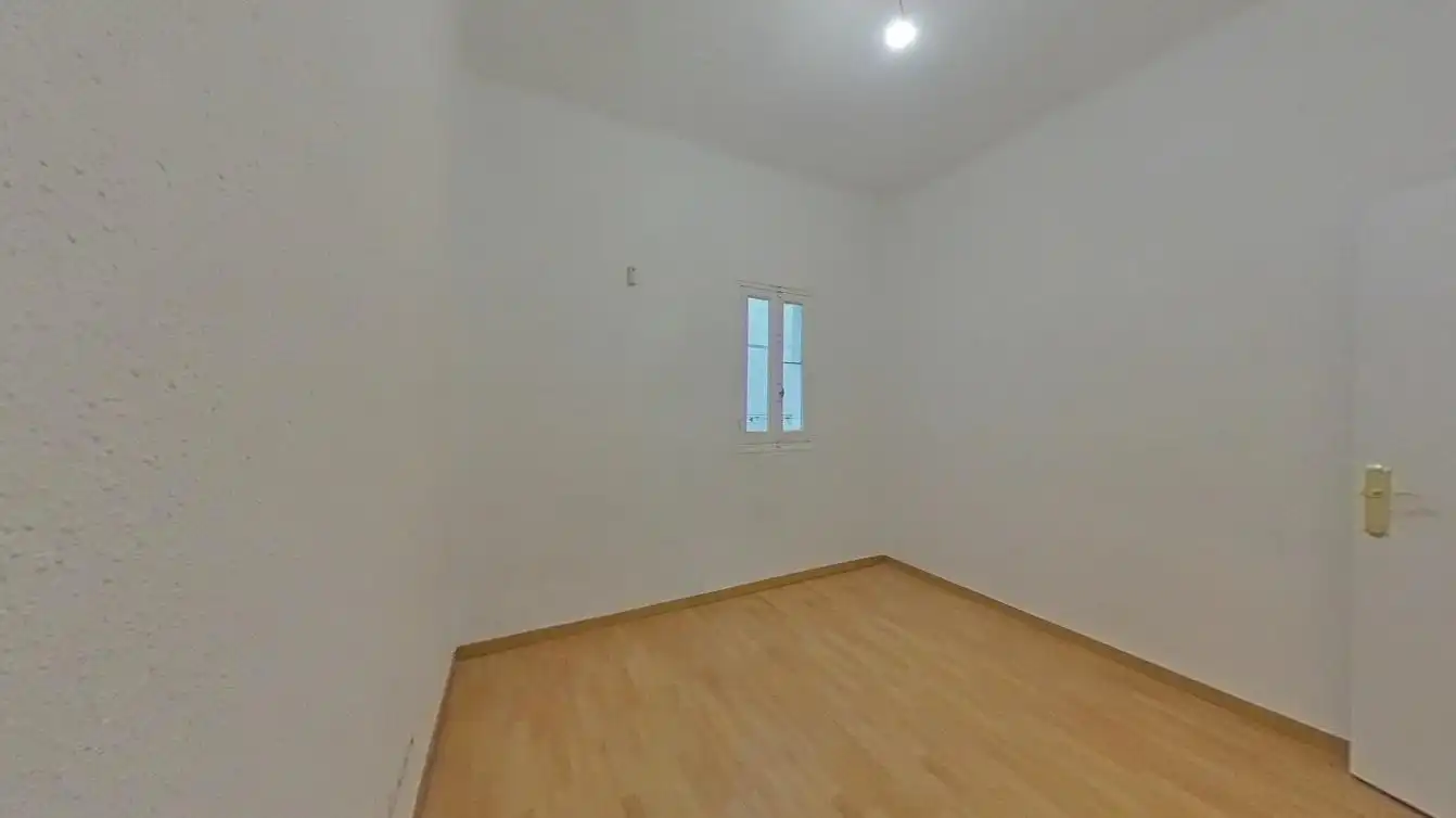 Habitación de Piso en venta en Madrid con Horno